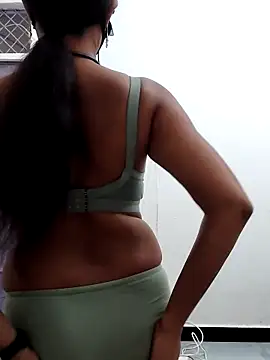 Miya sistar online show from January 7, 2026, 11:15 am