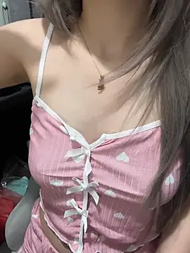 Snapshot of Beyeuuu chatting on March 2, 2026, 2:23 am Beyeuuu online show from March 2, 2026, 2:23 am