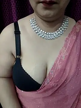 janvi 100 online show from November 14, 2025, 3:10 am