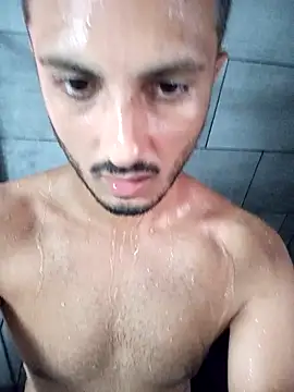 chocoman3 online show from November 12, 2025, 2:43 pm