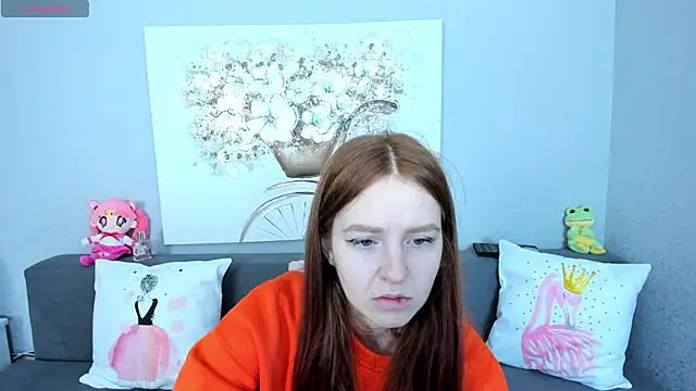 Evarey  online show from November 10, 2025, 5:23 am