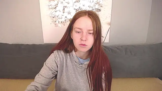 Evarey  online show from October 11, 2025, 4:35 am