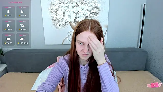 Evarey  online show from November 28, 2025, 6:35 am