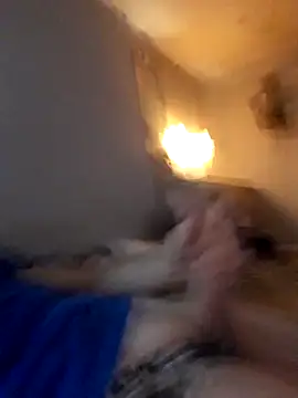 Snapshot of Remello1 chatting on February 8, 2026, 12:52 am Remello1 online show from February 8, 2026, 12:52 am