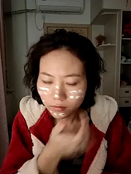 nini10052025 online show from November 18, 2025, 4:21 pm