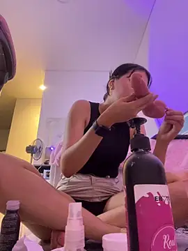 emi star online show from December 19, 2025, 11:51 pm