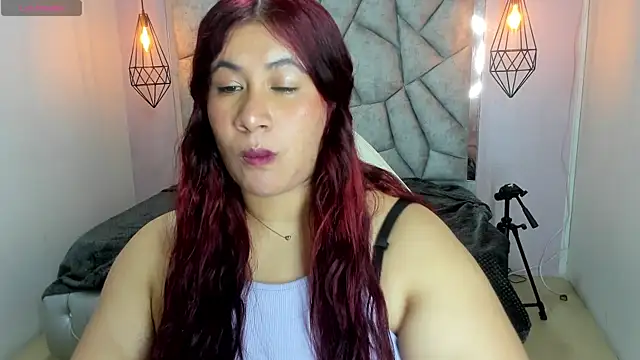 Addyy 02 online show from April 4, 2026, 7:09 pm