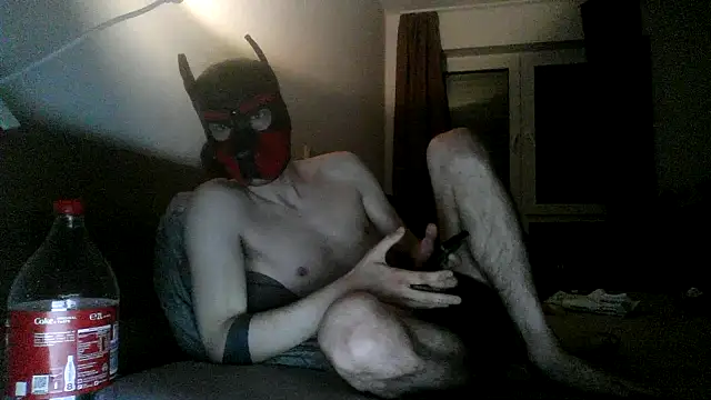 MolleDolle online show from November 18, 2025, 4:16 am