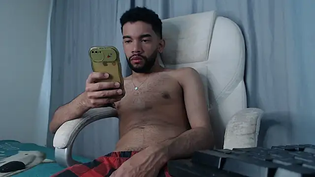 andresnoir  online show from October 23, 2025, 2:38 pm