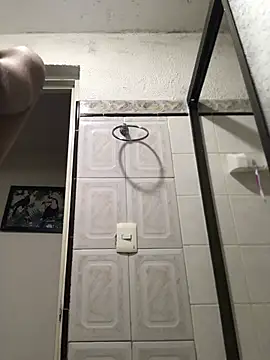 andresnoir  online show from January 11, 2026, 1:18 pm