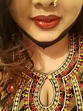 Beauty Queen Soniya online show from January 13, 2026, 3:38 pm