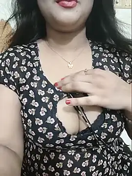 Beauty Queen Soniya online show from July 15, 2026, 6:48 pm