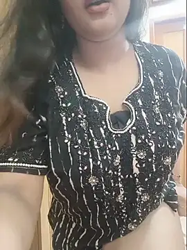 Beauty Queen Soniya online show from June 16, 2026, 2:44 am