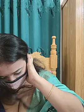 Beauty Queen Soniya online show from June 16, 2026, 2:50 pm