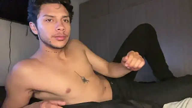 ErosDominant online show from April 17, 2026, 2:47 am