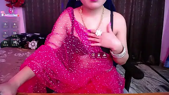 Hot Hazel online show from December 1, 2025, 7:26 pm