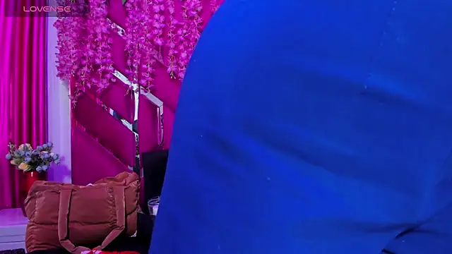 Gisell Squirt  online show from April 7, 2026, 1:13 pm