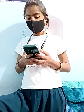 Payal G online show from November 15, 2025, 4:11 pm