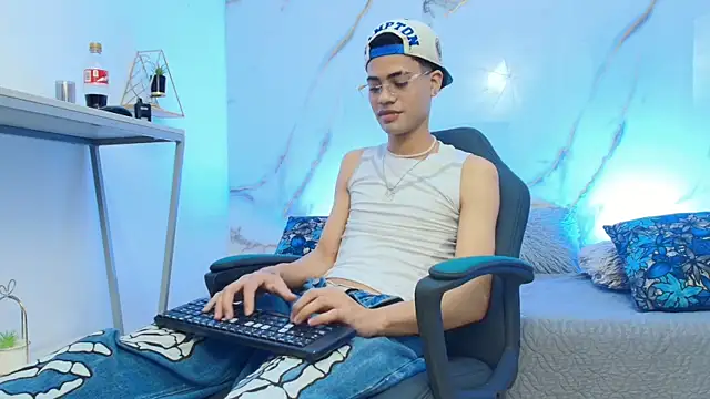 Snapshot of JacobBlackwell_ chatting on March 2, 2026, 5:08 am JacobBlackwell online show from March 2, 2026, 5:08 am