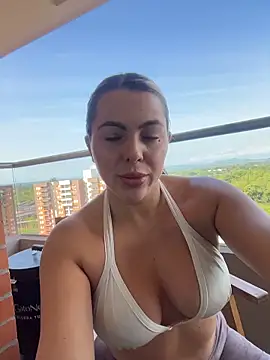 camila vanucci- online show from March 15, 2026, 1:40 pm