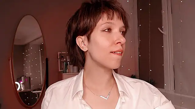 YourHotExSAndra online show from November 7, 2025, 2:43 pm