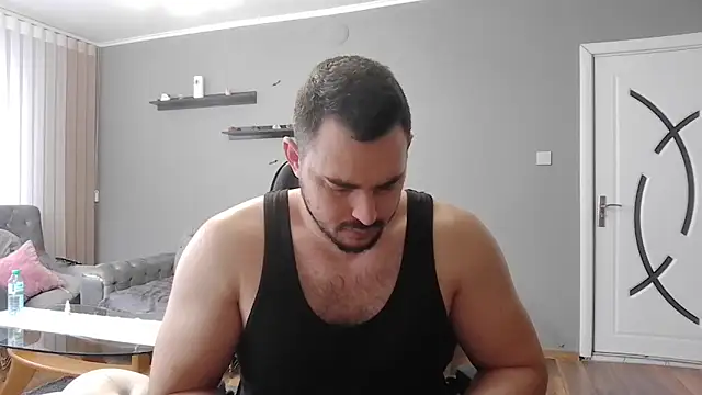 Snapshot of mastermute chatting on February 2, 2026, 6:56 am mastermute online show from February 2, 2026, 6:56 am