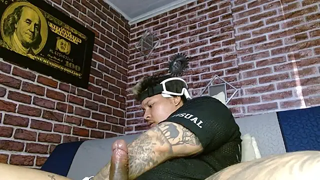 jordan bigcock  online show from June 11, 2026, 12:32 am