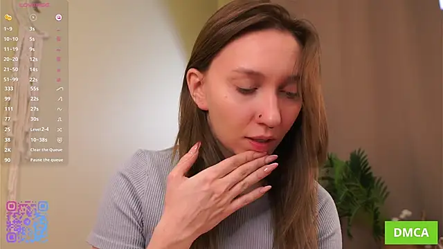 JohnetteConstine online show from November 11, 2025, 5:24 am