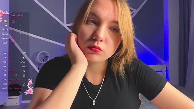 Snapshot of RebeccaEglitis chatting on November 25, 2025, 4:29 pm RebeccaEglitis online show from November 25, 2025, 4:29 pm