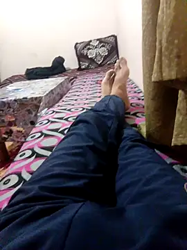 latarak321 online show from November 23, 2025, 6:51 pm