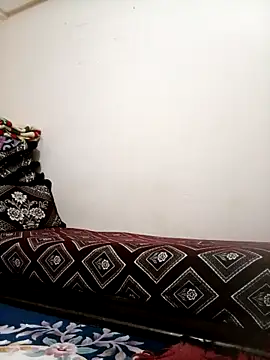 latarak321 online show from November 11, 2025, 9:31 pm