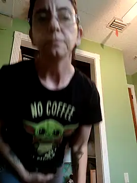 Snapshot of 1988beth chatting on March 4, 2026, 6:37 pm 1988beth online show from March 4, 2026, 6:37 pm