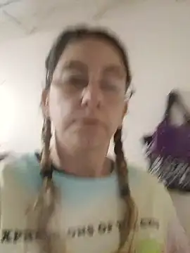 Snapshot of 1988beth chatting on January 14, 2026, 3:48 pm 1988beth online show from January 14, 2026, 3:48 pm