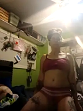 Snapshot of 1988beth chatting on October 23, 2025, 12:31 am 1988beth online show from October 23, 2025, 12:31 am