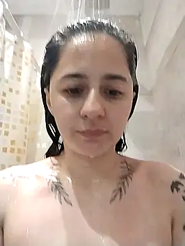 latina120 online show from October 7, 2025, 1:06 am