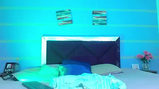 LizzyGrey  online show from November 20, 2025, 7:14 pm