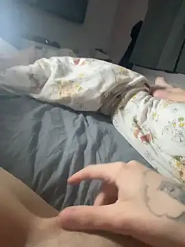 babygirl1906 online show from November 8, 2025, 1:31 am