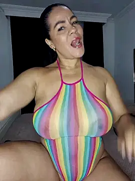 karla-bruni online show from April 13, 2026, 10:08 am