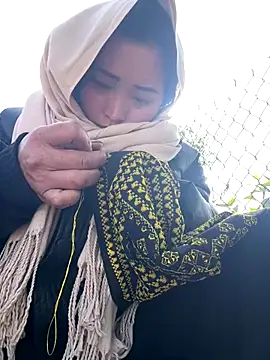 miemie-xx online show from December 22, 2025, 3:39 am