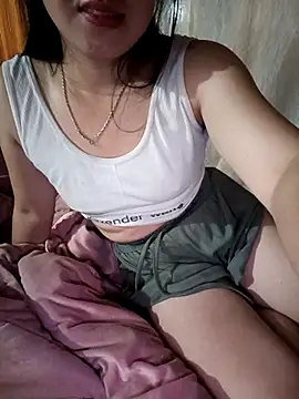 miemie-xx online show from October 22, 2025, 12:32 am