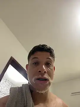 Snapshot of CabaMacho22 chatting on October 21, 2025, 3:00 pm CabaMacho22 online show from October 21, 2025, 3:00 pm