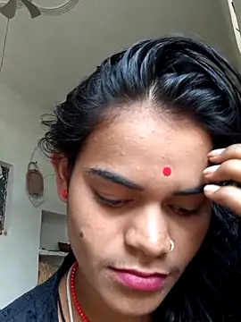 Hot sundri39 online show from October 8, 2025, 11:12 am