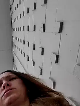 Snapshot of Cassaroll333 chatting on December 1, 2025, 4:30 pm Cassaroll333 online show from December 1, 2025, 4:30 pm