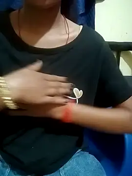 Snapshot of Mahi677 chatting on November 24, 2025, 3:50 am Mahi677 online show from November 24, 2025, 3:50 am