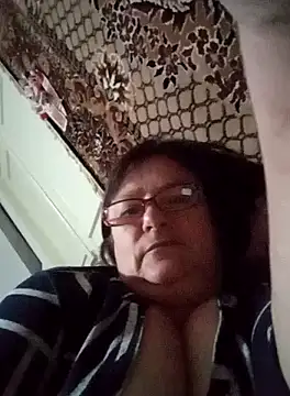 MilaCold5443 online show from March 28, 2026, 7:04 pm