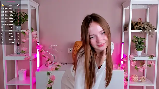 LittleCutieSandy online show from October 11, 2025, 4:02 am