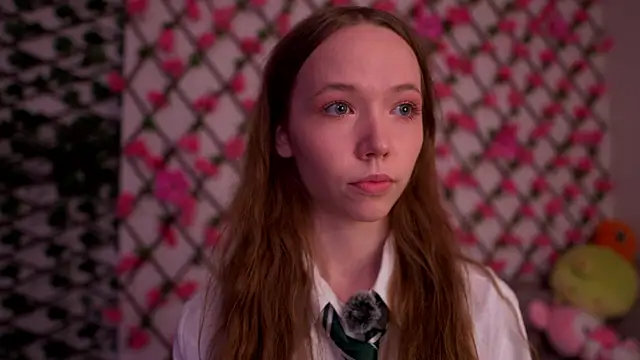 Petite Polly online show from October 18, 2025, 1:07 am