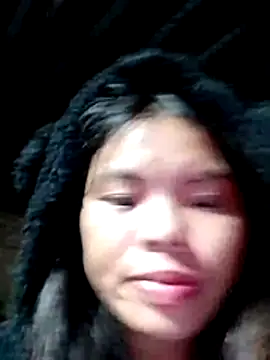 hello-cute online show from November 3, 2025, 11:52 pm