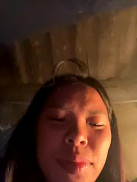 hello-cute online show from December 1, 2025, 2:29 pm