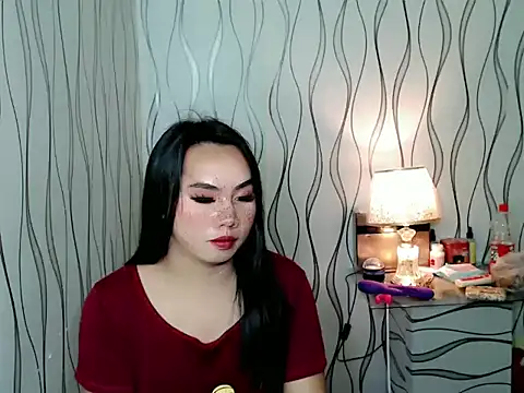 im ursweetheart online show from October 9, 2025, 3:56 pm